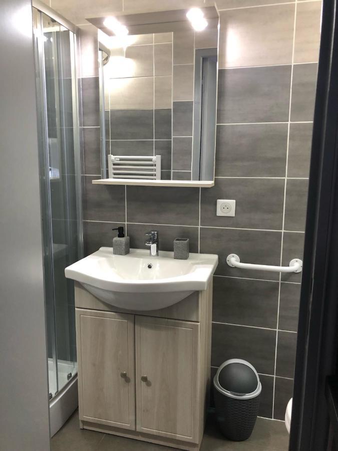 Chambres D'Hotes Chez Florence Montmerle-sur-Saone Exterior foto