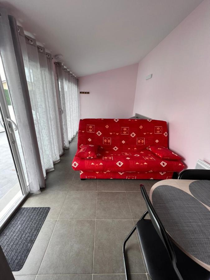 B&B Chez Florence - Chambres D'Hotes Montmerle-sur-Saone Exterior foto